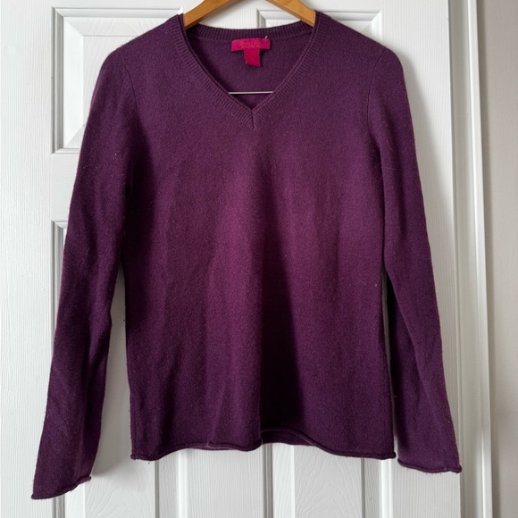 Cashmere Cache 2-Ply Cashmere V-Neck Sweater - Deep Plum 0441 - Picture 1 of 4